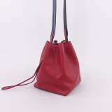 女包、女士包包、單肩斜挎包個(gè)性化定制、皮具箱包設(shè)計(jì)出紙格、手袋包袋打樣制版、布包皮包OEM代工生產(chǎn)制造、學(xué)生畢業(yè)設(shè)計(jì)大賽作品縫制、手工皮具私人專(zhuān)屬制作、款號(hào)190521